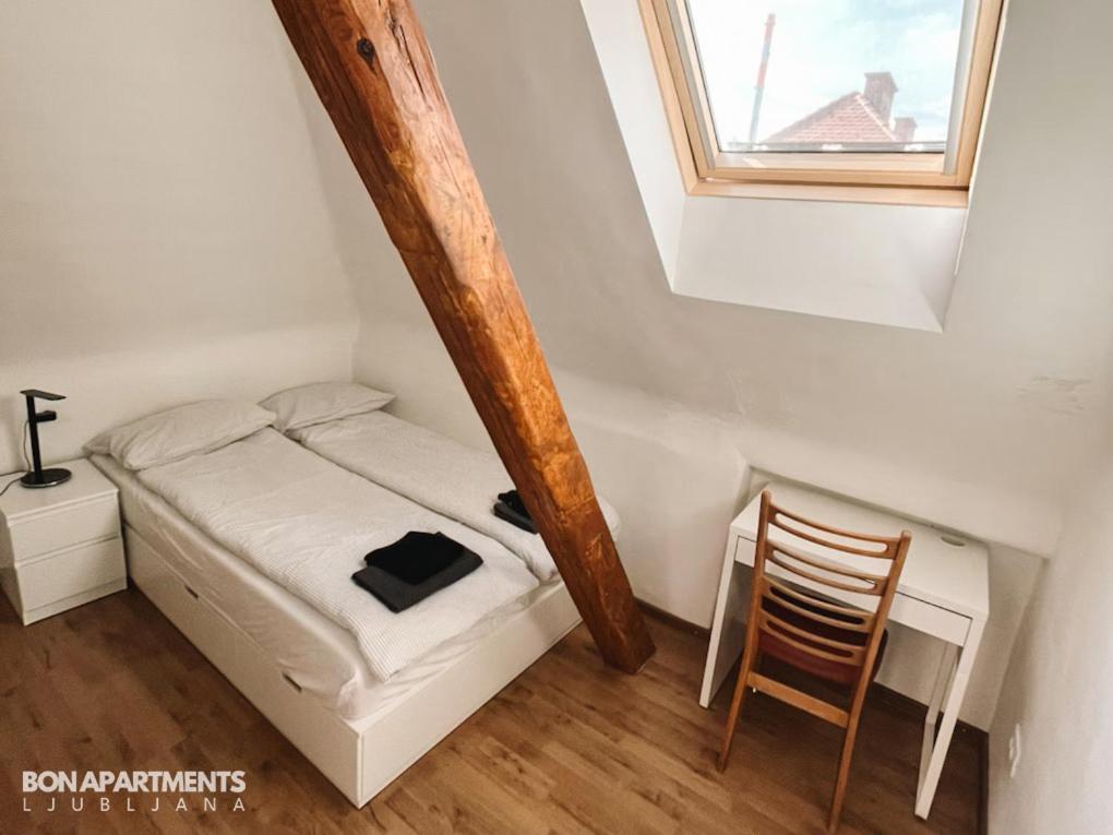 Huge Bbq Garden 2, Spacious Flat, Ac, Free Parking 2 Ljubljana Bagian luar foto